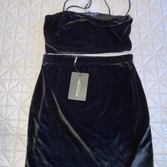 🔥NWT SUEDE skirt and tank set - Picture 1 of 4